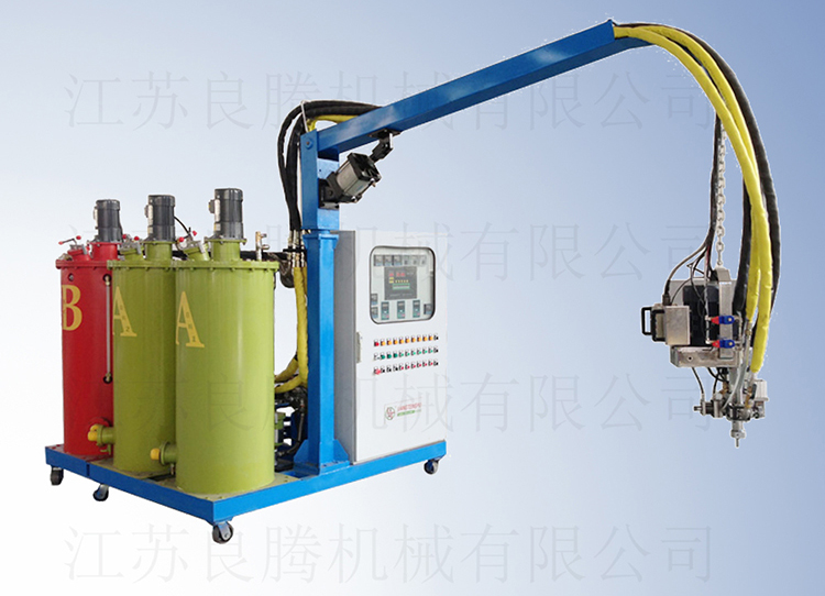 三組份微孔彈性體精密發(fā)泡機